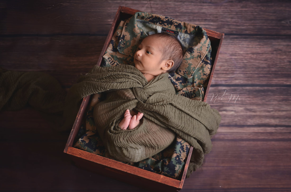 15 day old baby boy with daddy's marine fatigues {norco newborn photos}